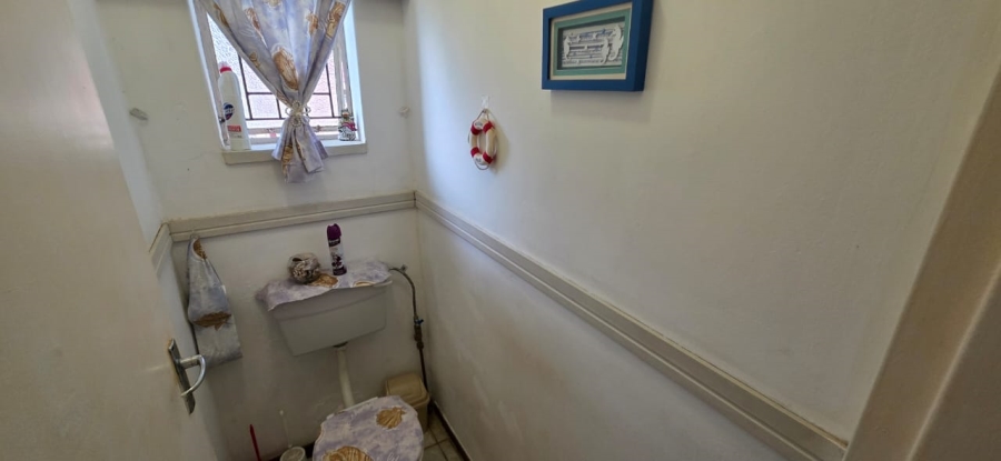 5 Bedroom Property for Sale in Stilfontein North West